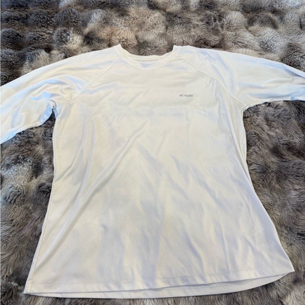 Columbia Women’s Patriotic White Longsleeve Shirt